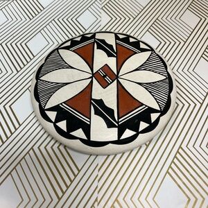 Acoma Polychrome Native American Seed Pot Hand Painted L. Sanchez